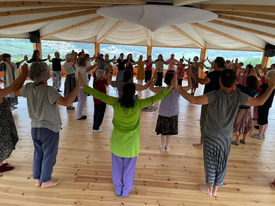 Idanha-a-Velha recebe, entre 2 e 5 de outubro de 2026, a terceira edição do Sunflow Festival de Danças Circulares, inici...