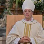 Bispo destina renúncia quaresmal às vítimas das tempestades e da Terra Santa