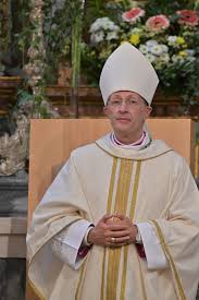 Bispo destina renúncia quaresmal às vítimas das tempestades e da Terra Santa