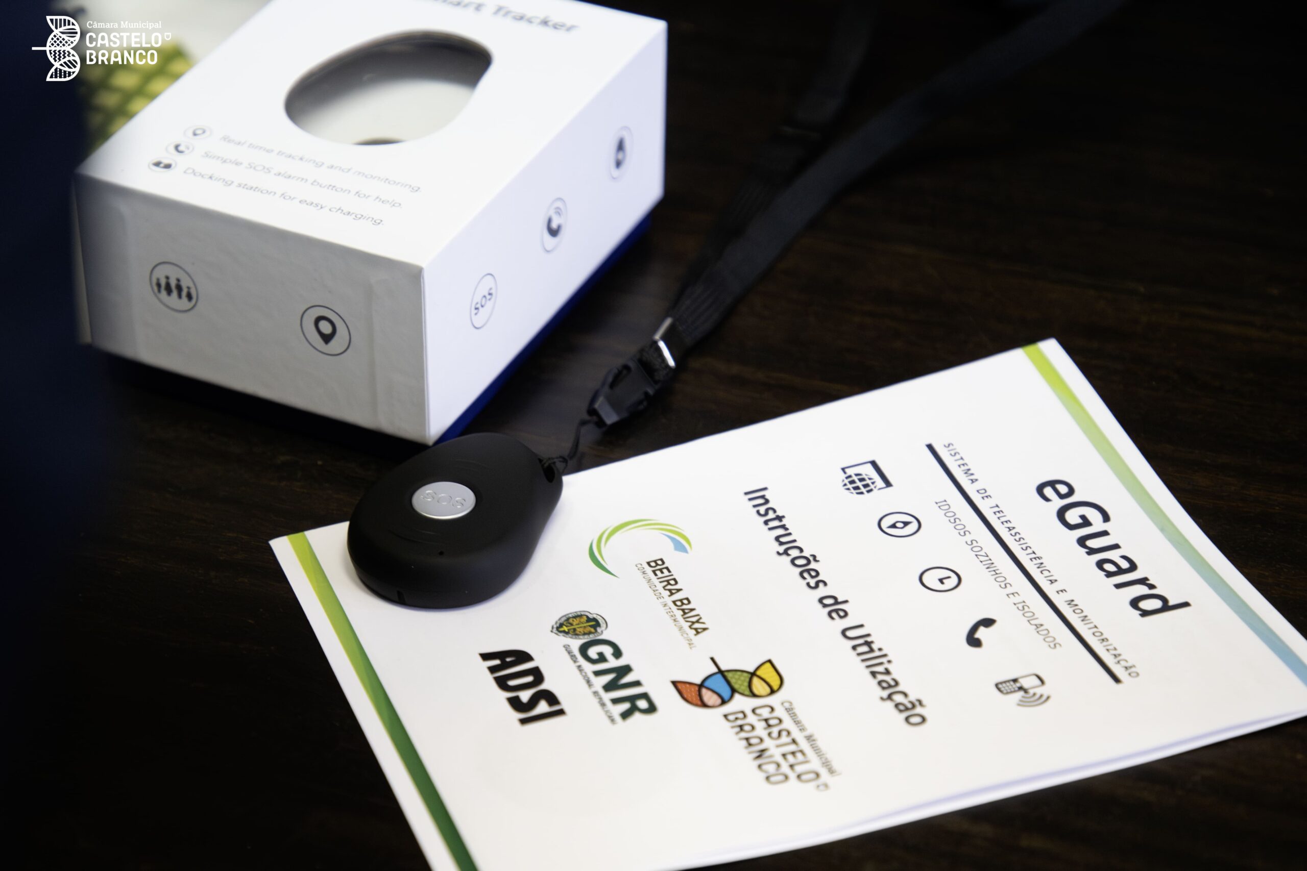 Castelo Branco entrega dispositivos de teleassistência a idosos vulneráveis