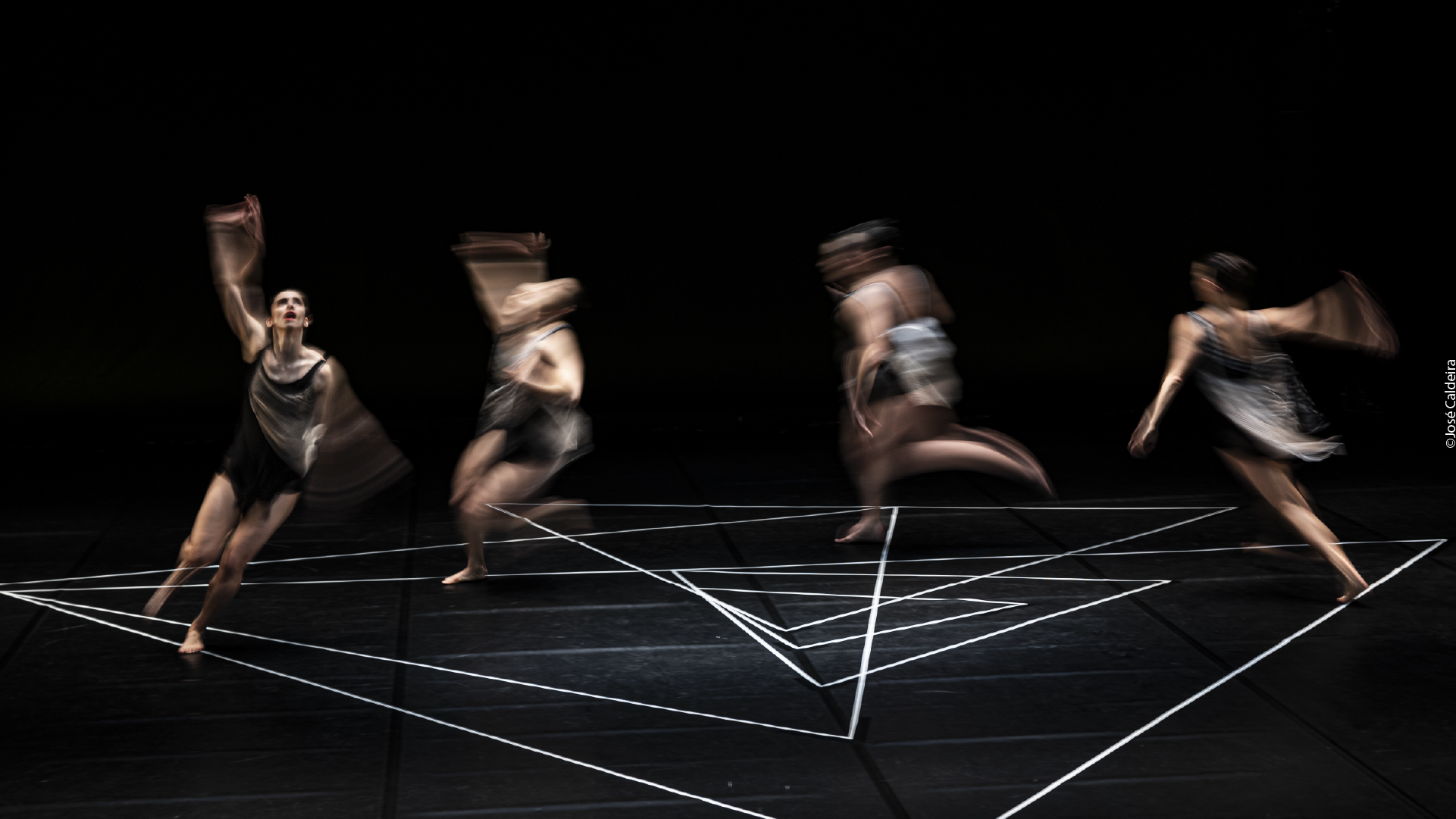 Cine-Teatro Avenida recebe espetáculo contemporâneo a 2 de abril