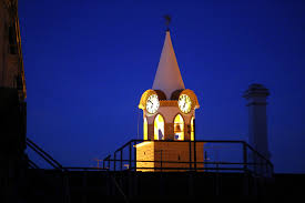 Relógios adiantam uma hora este domingo