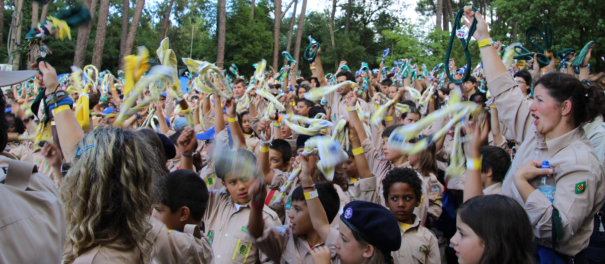 Sessão Solene celebra 100 anos de Escutismo